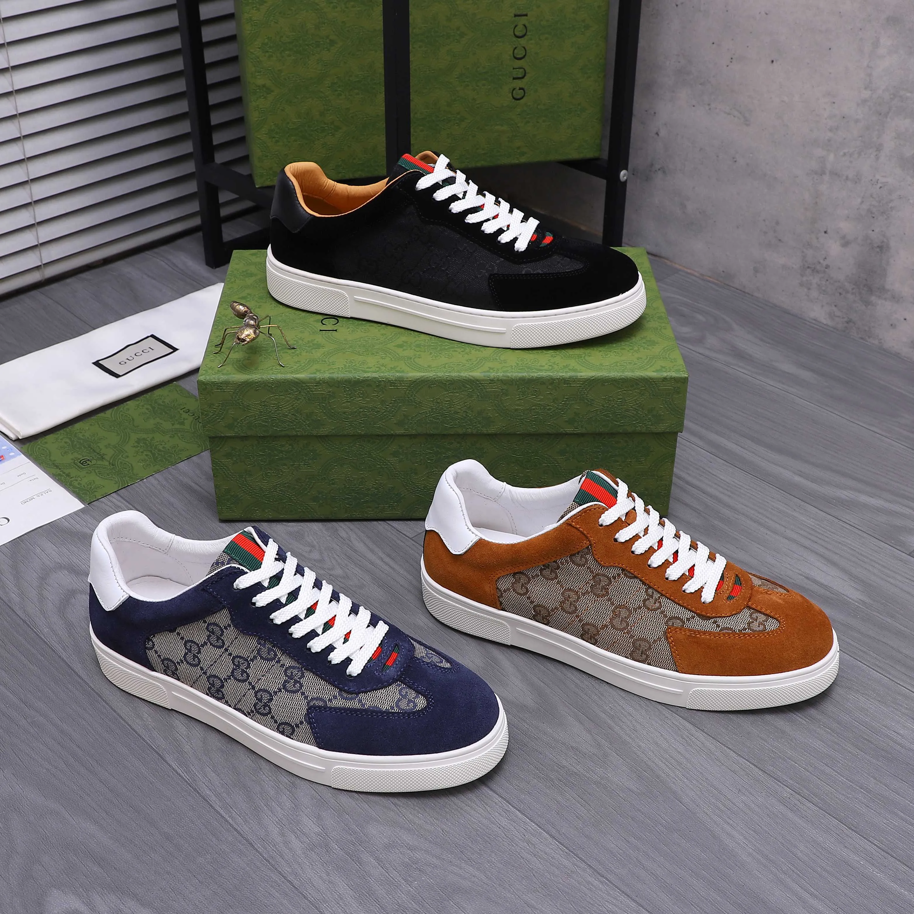 Men's shoes 💰p400 Product trademark: GUCCI "Gucci" casual lace-up men's shoes Regular size: 38-45 (45 is custom-made and non-returnable) Product materials: Selected classic woven stitching frosted cowhide upper, pigskin lining, original rubber outsole